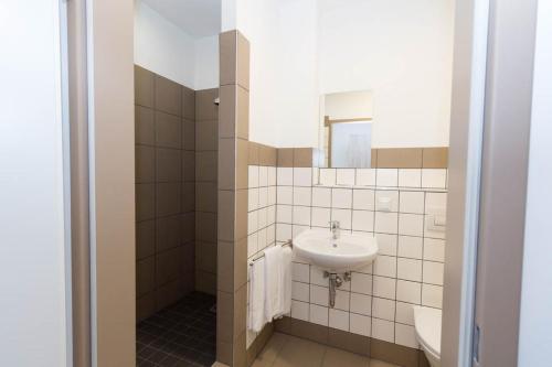 WinBudget "bed&breakfast" Guntramsdorf – Guntramsdorf, VA