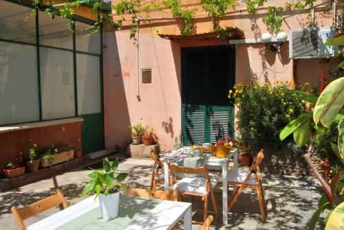 Hotel Carmel - image 11