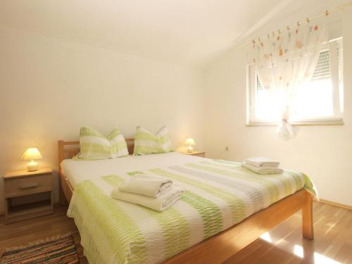  Apartment Mario 1680 in Pula