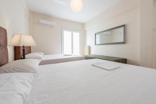Athens Crown Paradise Apartments - image 3