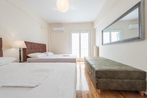 Athens Crown Paradise Apartments - image 2