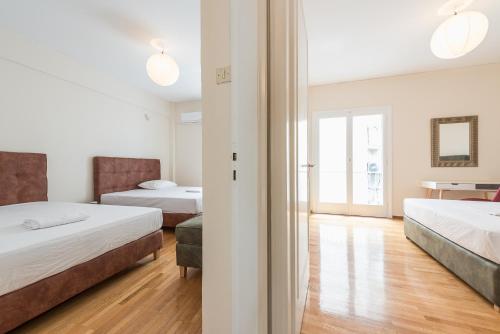 Athens Crown Paradise Apartments - image 7