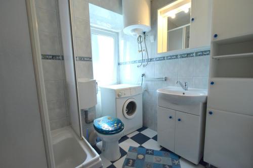 Apartments Neven - image 12