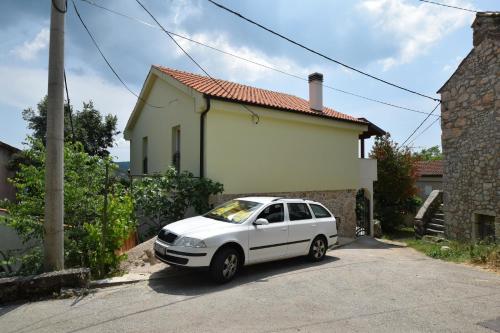 Apartments Neven - image 8