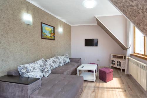 Family Hotel Argo - image 4