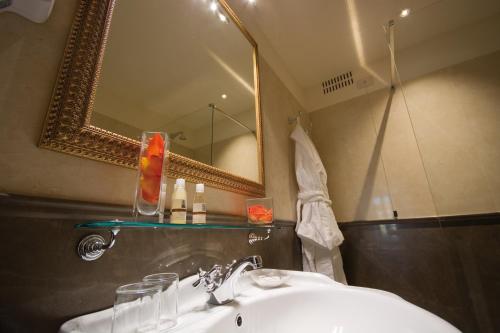 Plaza Hotel Lucchesi - image 6