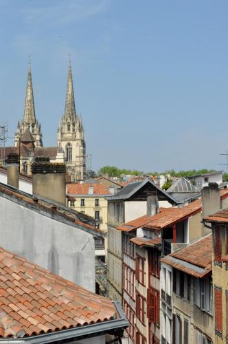 Temporesidence Chateauneuf - image 3