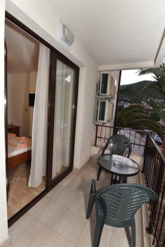 Studio Apartments 6 Palmi - image 8