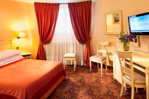 The Originals City Hotel Paix Republique, Paris (Foto 8)