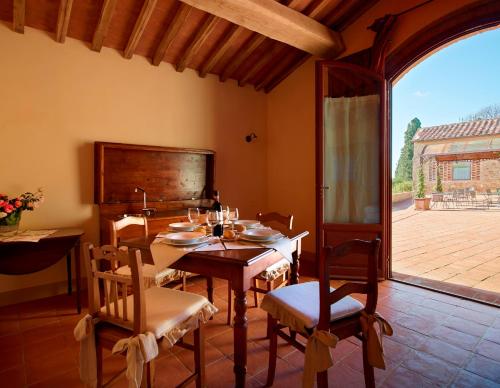 Зручності, Relais Borgo Petrognano B&B in Поджібонсі