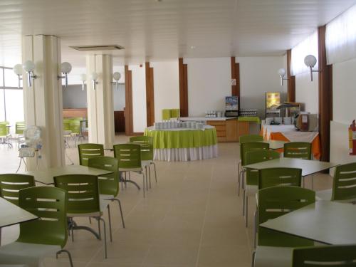 Hotel Praia Dourada - image 10