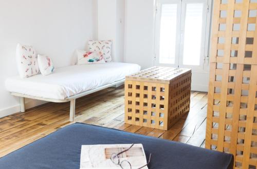 PINTORES ROOMS Apartamentos Turísticos