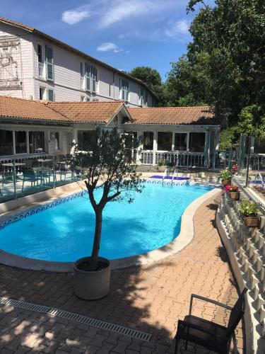 Exterior view, Hotel & Restaurant Heliotel in Marie-Therese