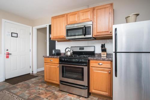 Ecola Creek Lodge 2