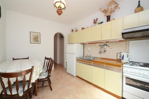  Seaside apartment Dea Gršćica Prižba in Blato