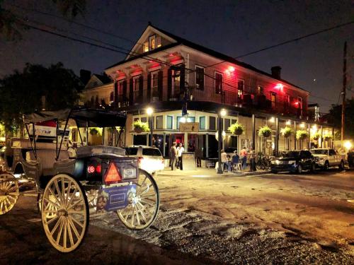 Royal Street Inn & Bar - 숙소 외관