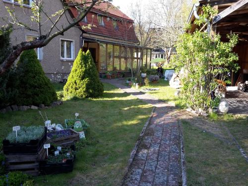 Kräuter-Heidi in Schwielowsee, Deutschland