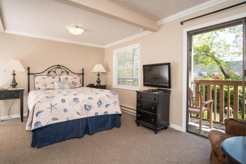 1 queen bed