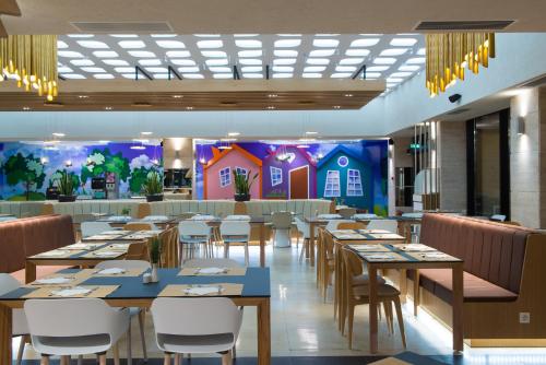 Fodele Beach Water Park Resort - image 8