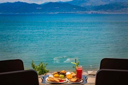 Triple room, superior, sea view