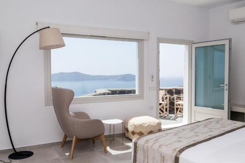 Suite Pearl con Piscina Privata e Vista sulla Caldera