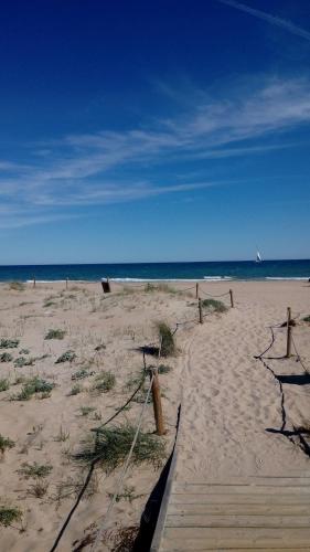  Sunny Holiday Home in Creixell