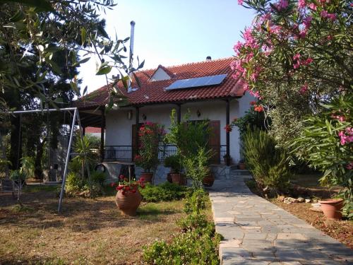  Smaro's House in 64010 Skala Kallirachis