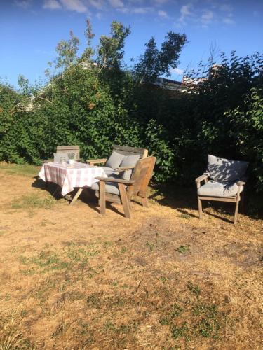 Farbror Alfreds Sjöutsikt (Farbror Alfreds Sjoutsikt) in Kopingsvik