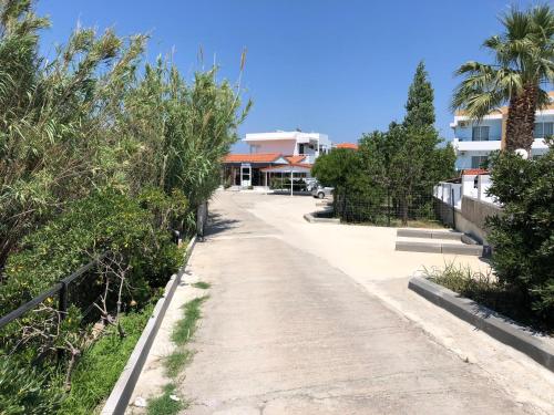 Marieta-Giannis - main image