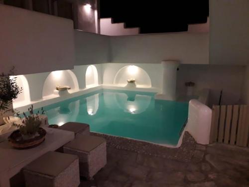 Altana Boutique Hotel in ไทโนซ