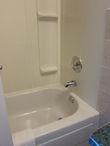 Value Inn Ottawa