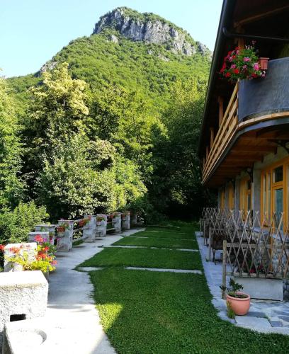  Agriturismo La Selvaggia in Mandello del Lario