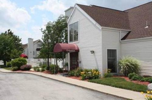 Hawthorn Suites - Fort Wayne - image 27