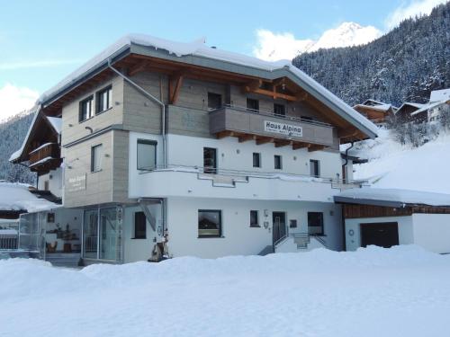 Gästehaus Alpina in Sankt Anton am Arlberg, Österreich