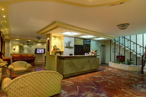 Lobby, Hotel Nefeli in Volos