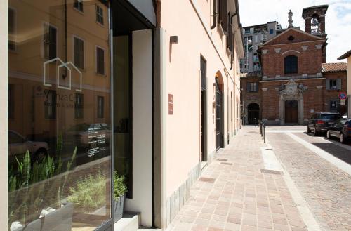 Monza City Rooms & Studios 4