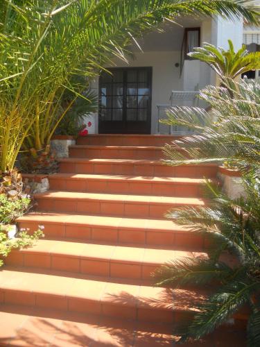 2 bedrooms, 4 beds