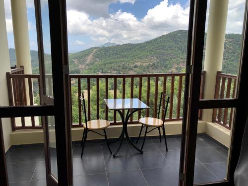 Demetriou Paradisos Hills Hotel 3