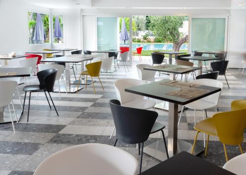 酒吧/高級酒吧, Hotel Torre Santamaria Resort in 馬蒂納塔