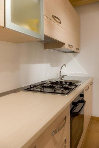 White B&B - image 5