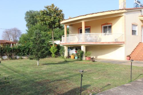 Village Guesthouse - Keramoti