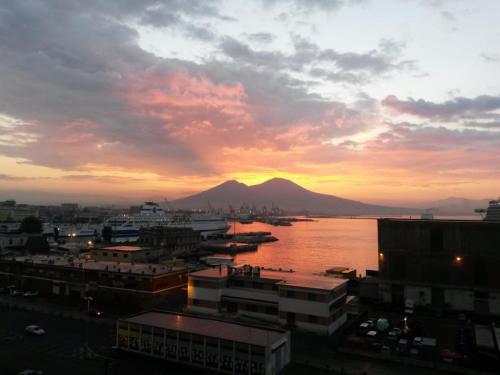 Molo 33 Napoli, Neapel (Foto 7)