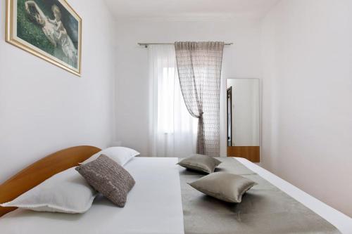  Apartman Della Croce in Sutivan