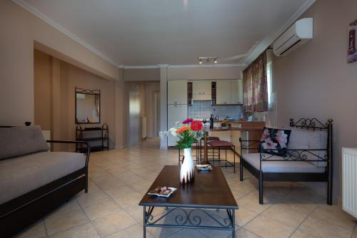  Sapfo Apartment in Planos