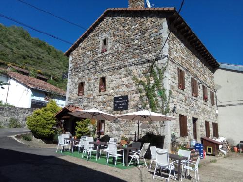  Refugio La Ardilla Real in Santa Maria de Valdeón