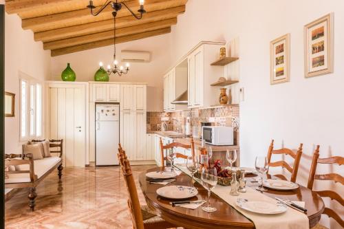  Milena's Country House, Unterkunft in Pelekas