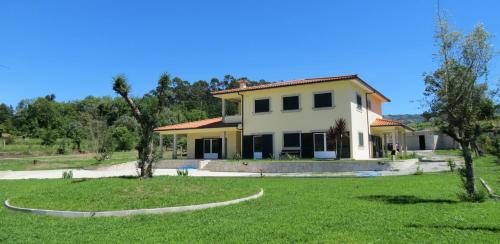 Casa das Oliveiras, Beiral do Lima