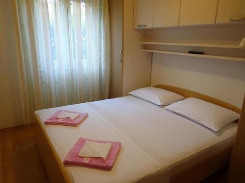  Double Room Bol 14493b in Bol