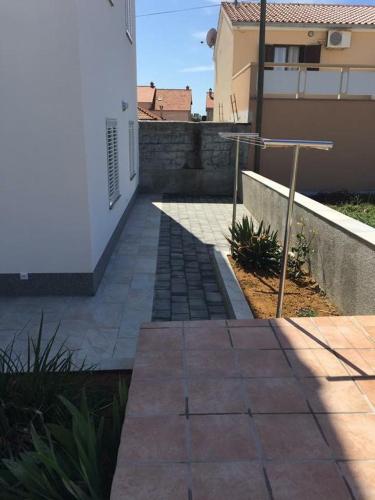 Apartments with a parking space Vrsi - Mulo Zadar - 15522 - image 4
