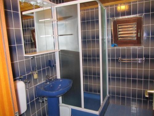  Triple Room Brist 15620d in Brist